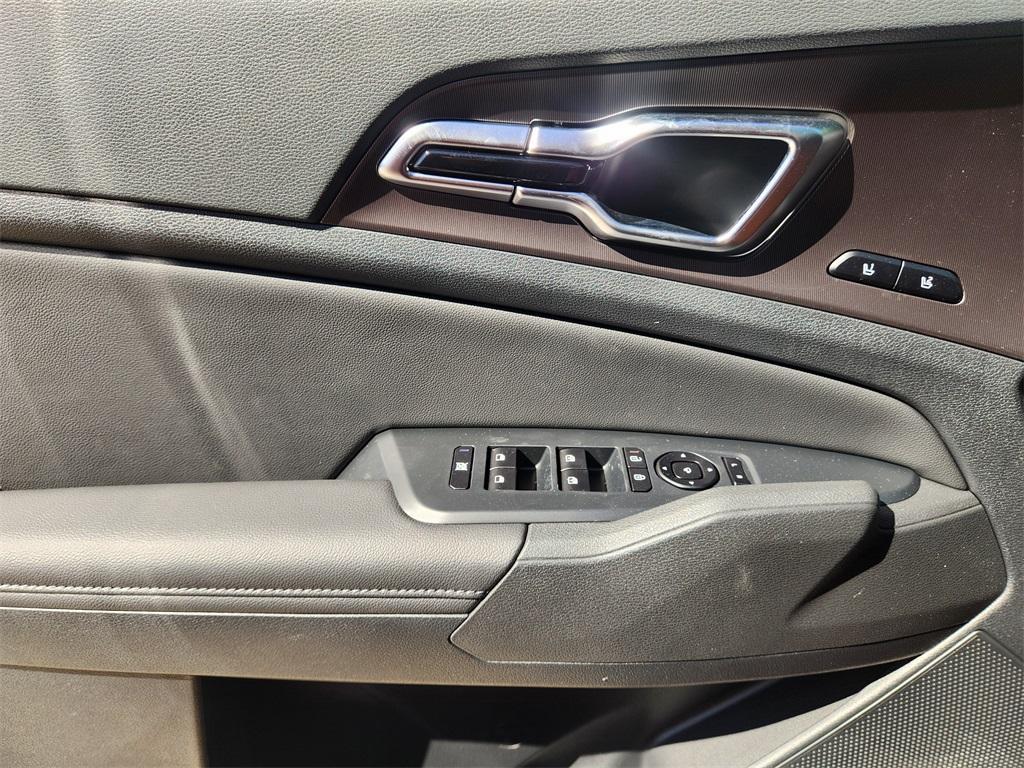 new 2026 Kia Sportage car, priced at $38,299