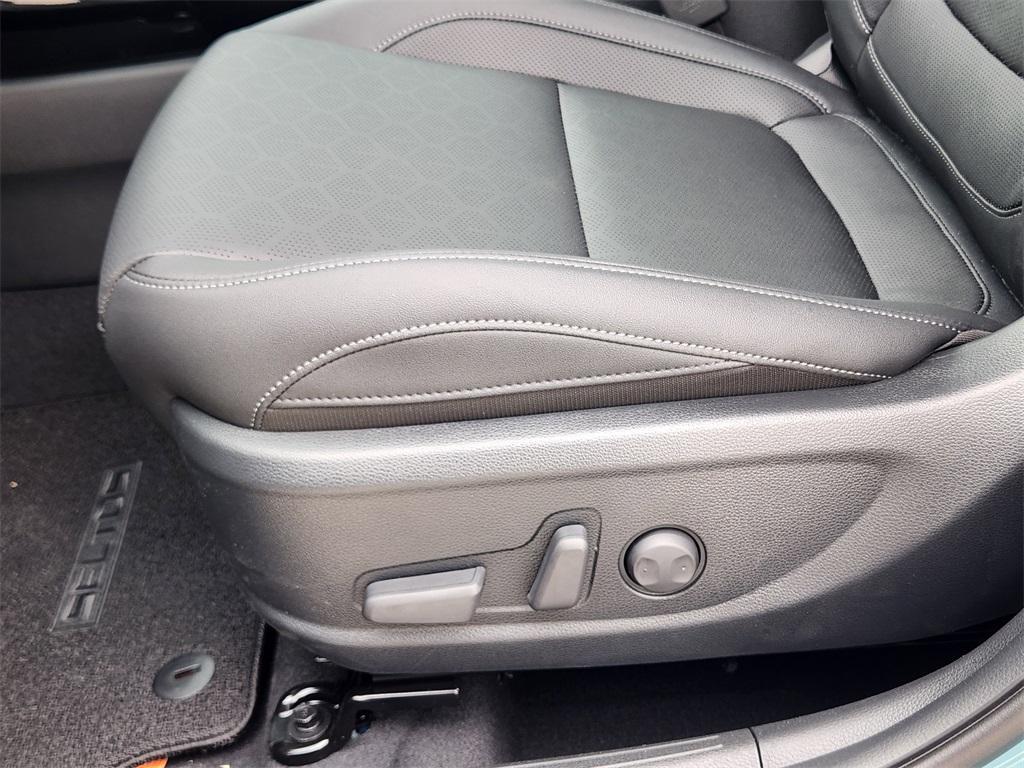 new 2026 Kia Seltos car, priced at $26,541