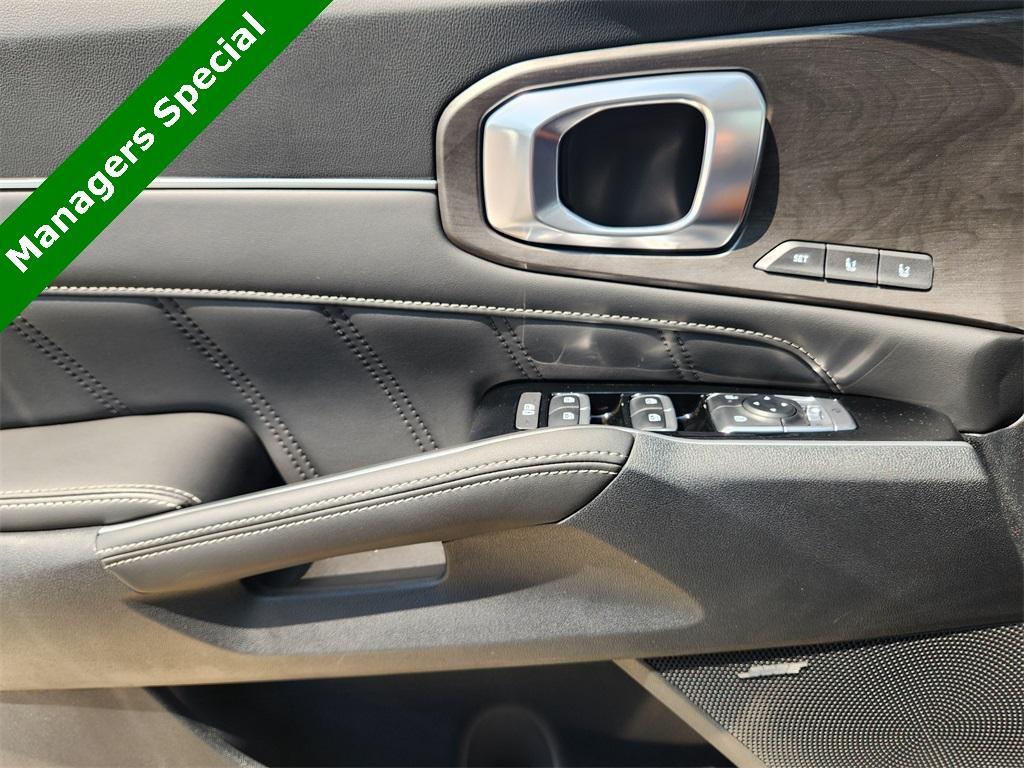 new 2026 Kia Sorento car, priced at $46,770