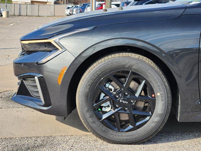 new 2026 Kia K5 car, priced at $28,105