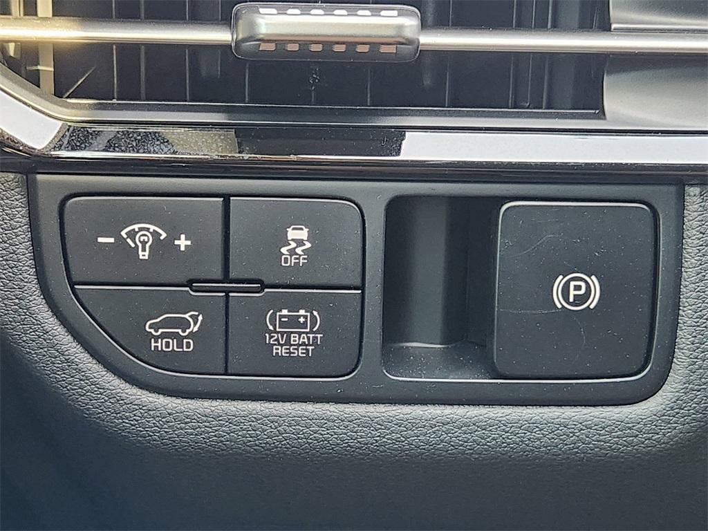 new 2026 Kia Sportage Hybrid car, priced at $35,350