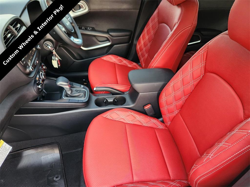 new 2025 Kia Soul car, priced at $28,697