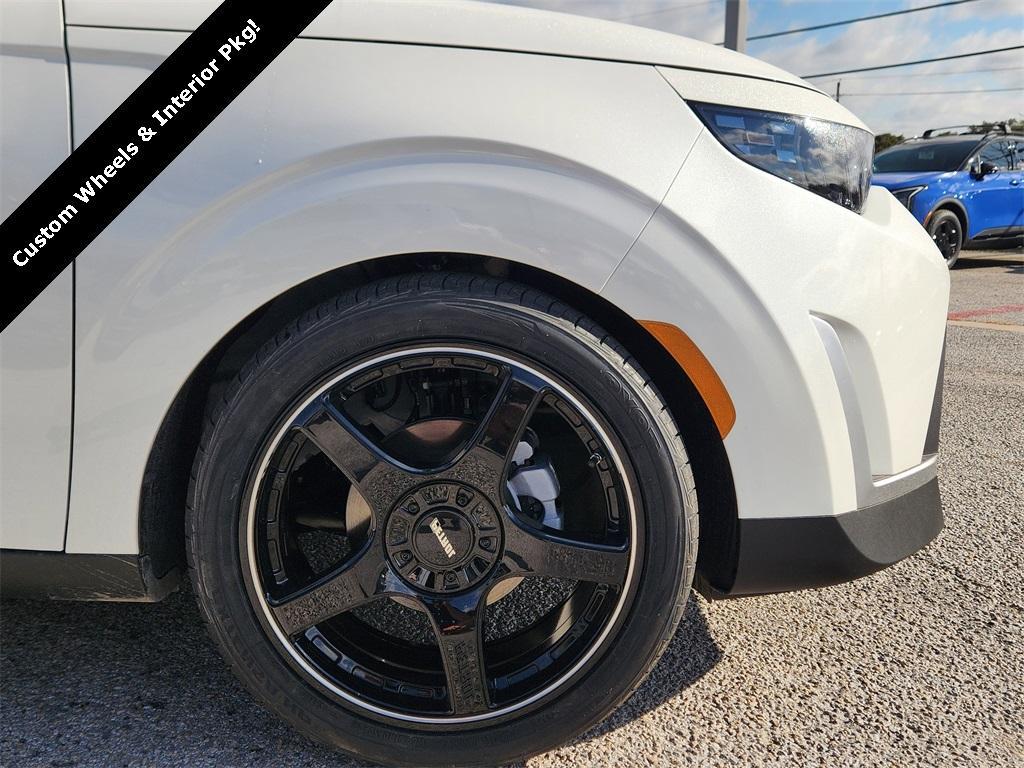 new 2025 Kia Soul car, priced at $28,697