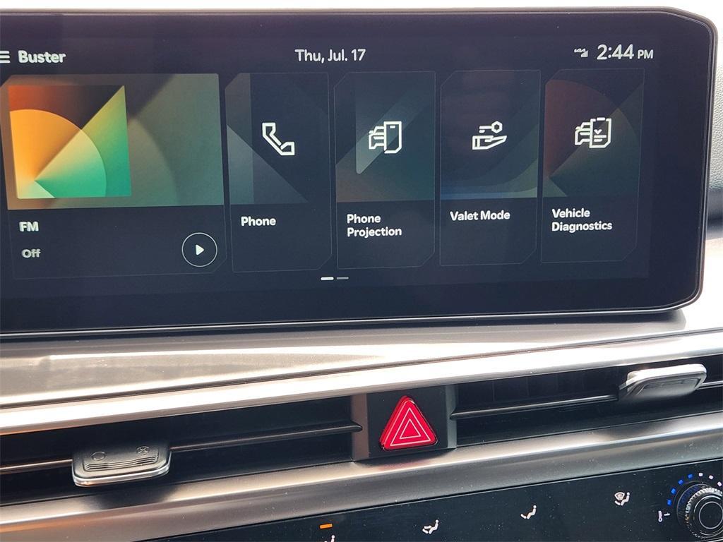 new 2025 Kia Sorento car, priced at $30,998