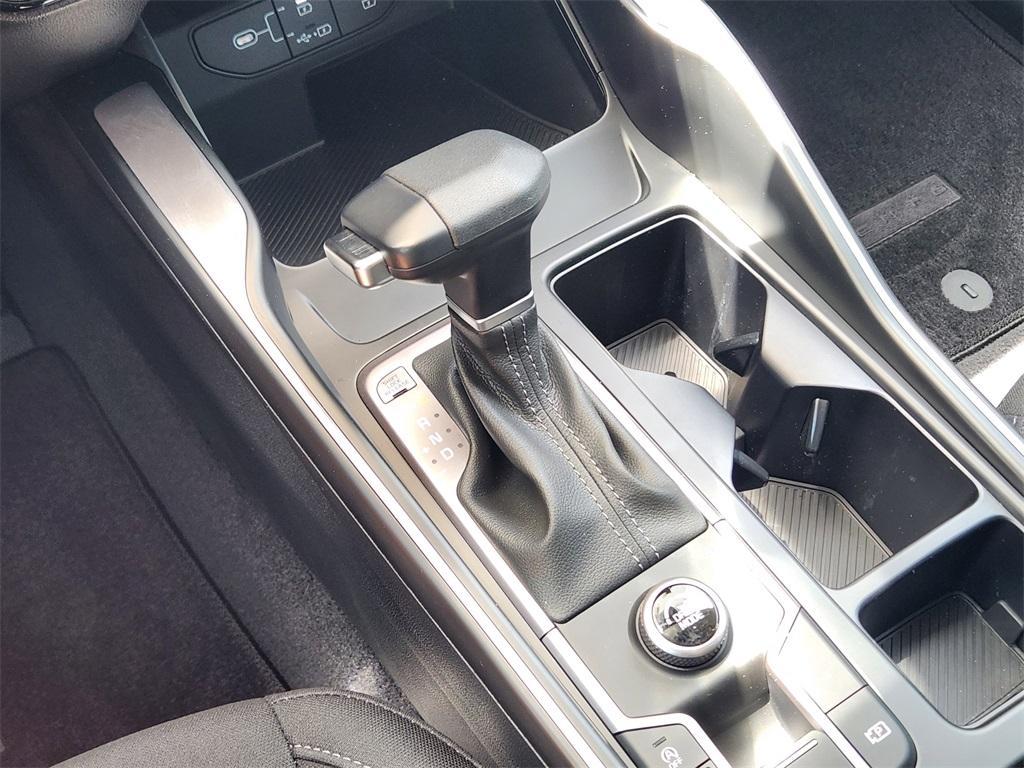 new 2025 Kia Sorento car, priced at $30,998