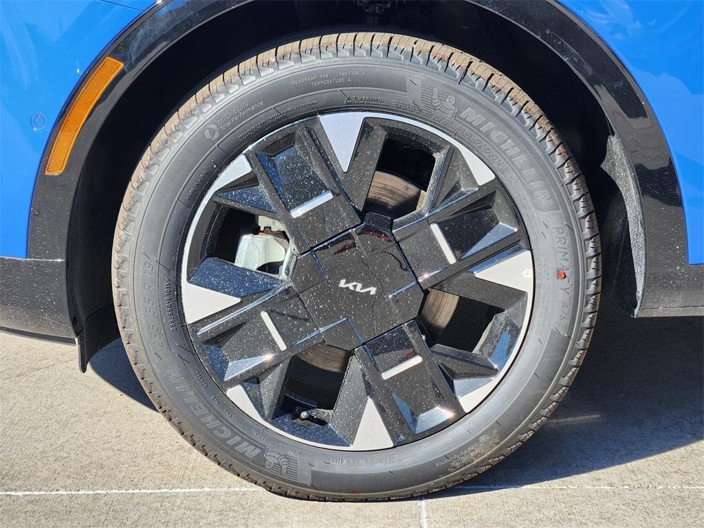 new 2026 Kia Sportage car, priced at $37,862