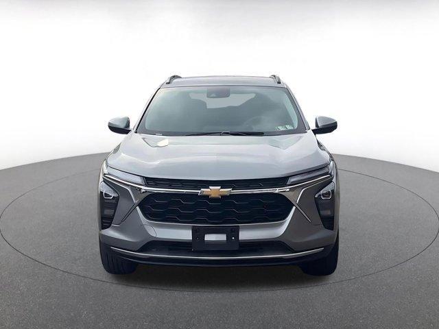 used 2025 Chevrolet Trax car, priced at $21,702