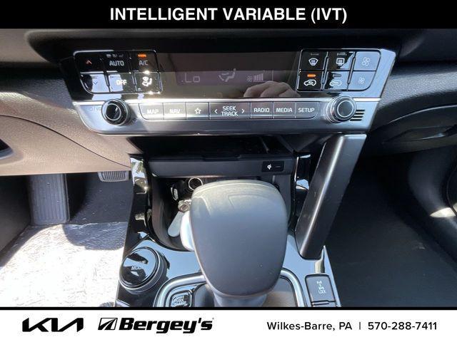 used 2024 Kia Seltos car, priced at $25,689