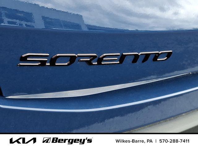 used 2025 Kia Sorento car, priced at $37,659