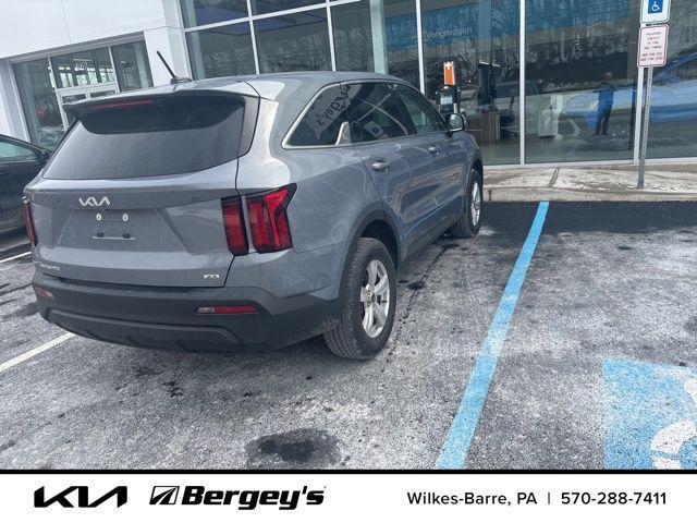 used 2023 Kia Sorento car, priced at $25,395