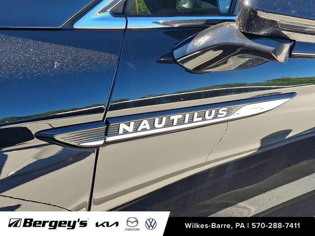 used 2023 Lincoln Nautilus car, priced at $39,889