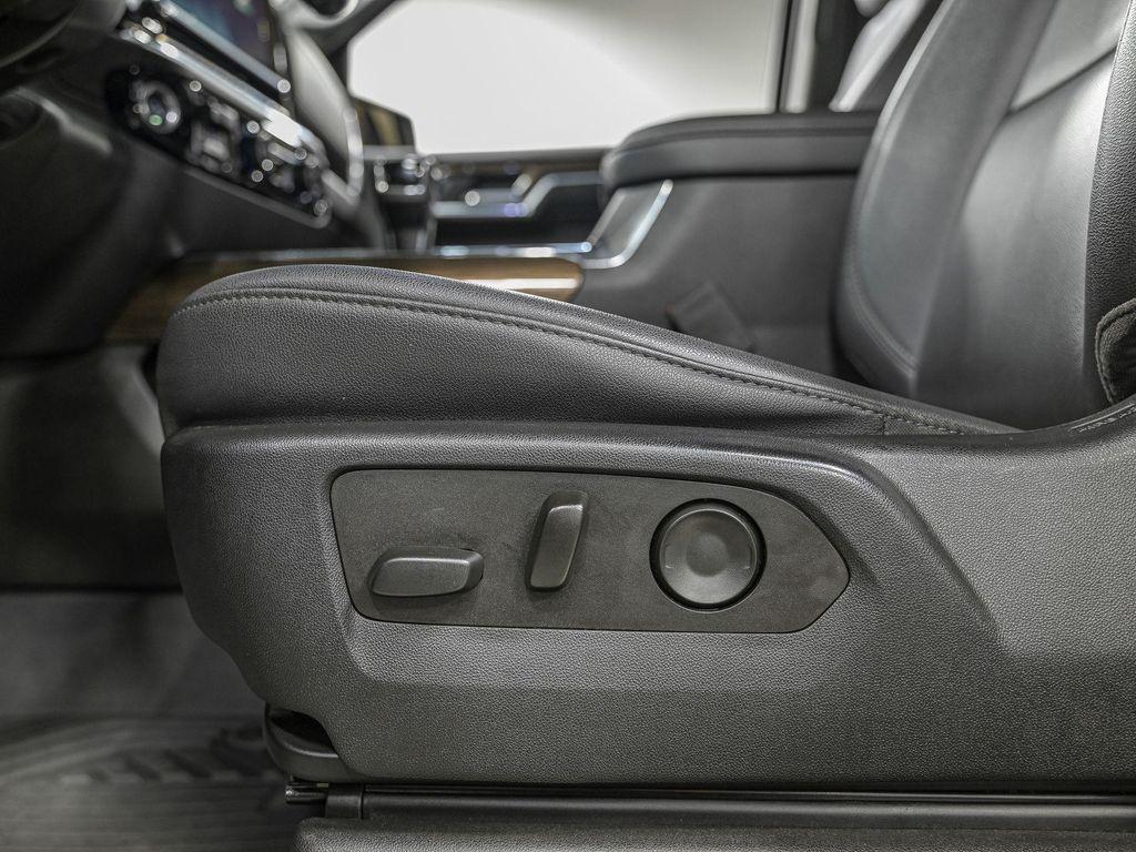 used 2022 Chevrolet Silverado 1500 car, priced at $32,240