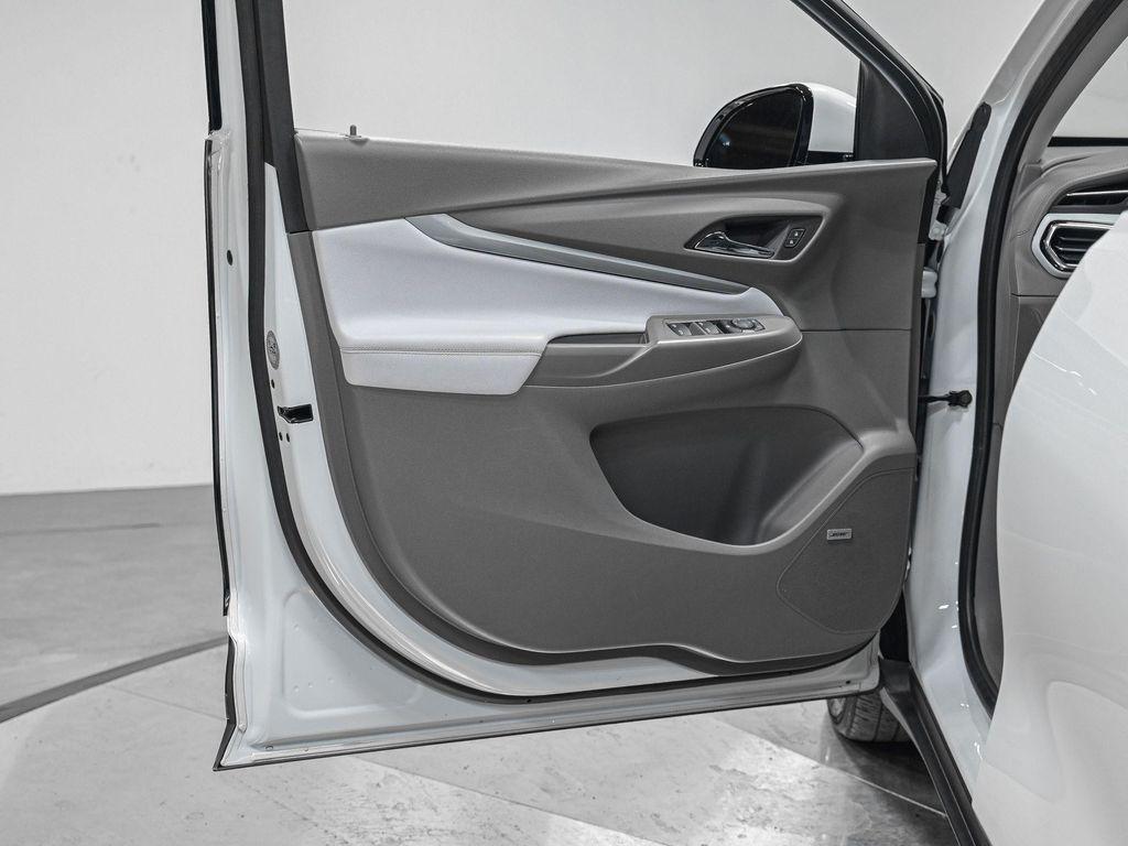 used 2022 Chevrolet Bolt EUV car, priced at $17,240