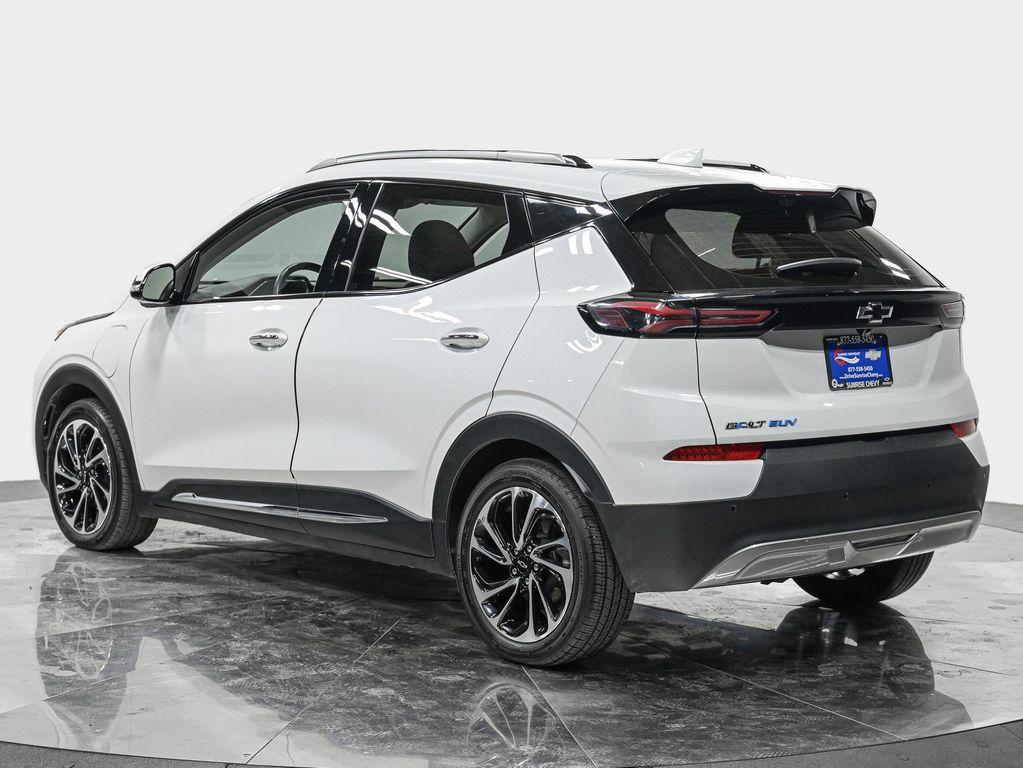 used 2022 Chevrolet Bolt EUV car, priced at $17,240