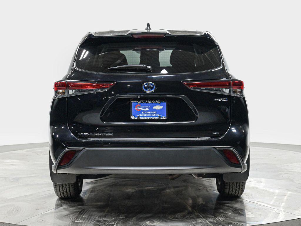 used 2023 Toyota Highlander Hybrid car, priced at $33,990
