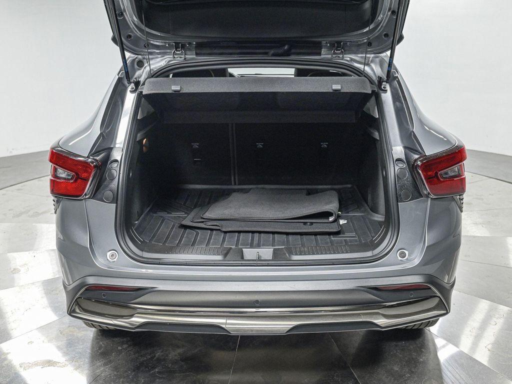 used 2025 Chevrolet Trax car, priced at $19,990