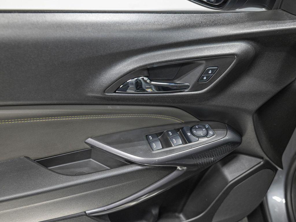 used 2025 Chevrolet Trax car, priced at $22,450