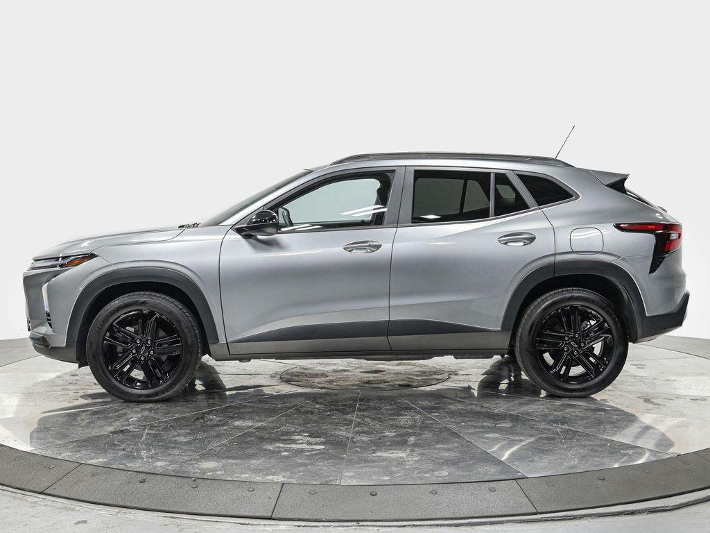 used 2025 Chevrolet Trax car, priced at $19,990