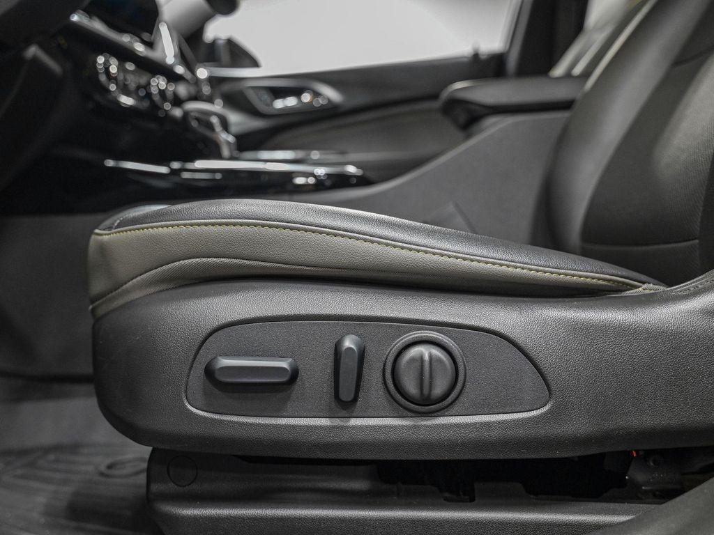 used 2025 Chevrolet Trax car, priced at $22,450