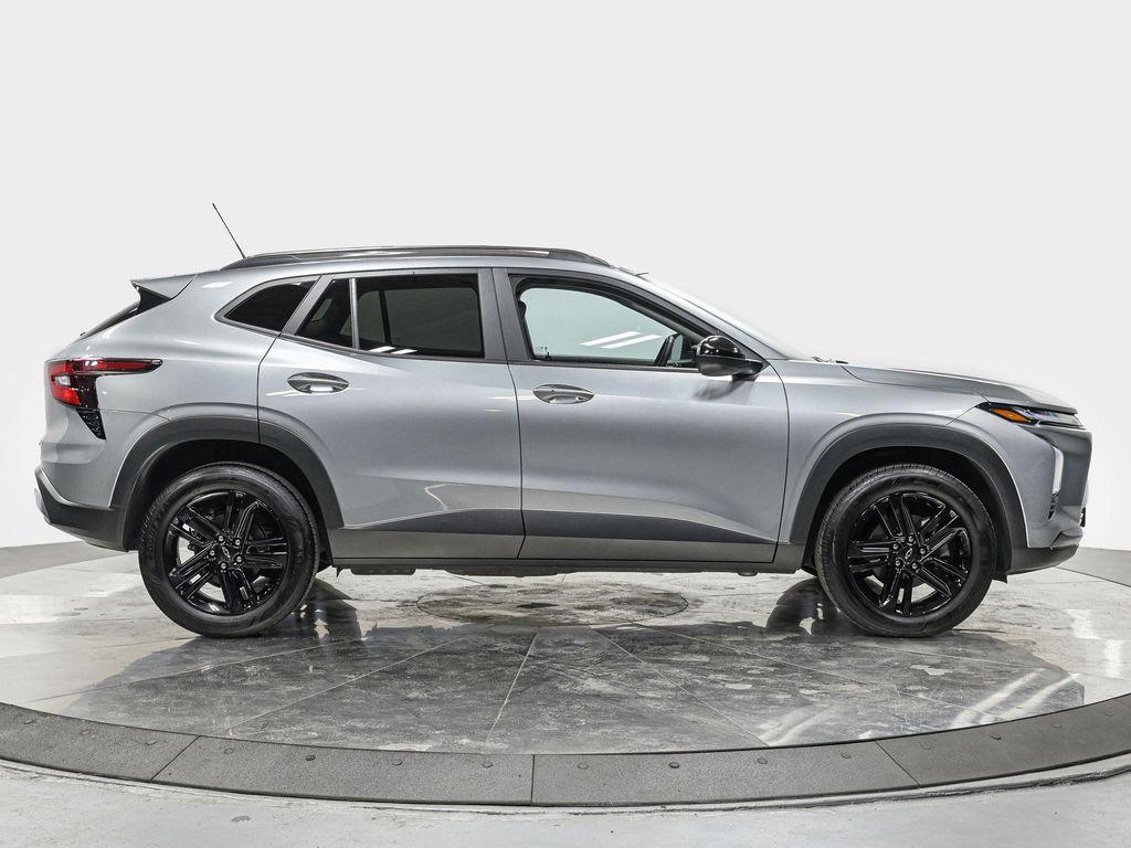 used 2025 Chevrolet Trax car, priced at $19,990