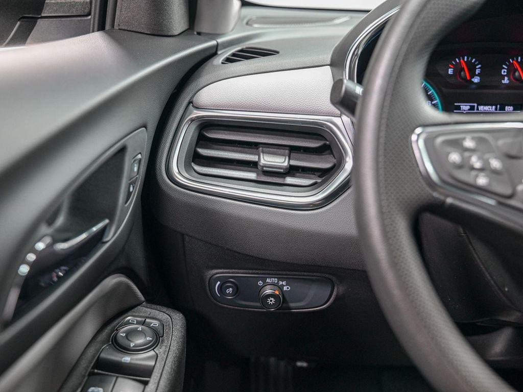 used 2023 Chevrolet Equinox car, priced at $18,990