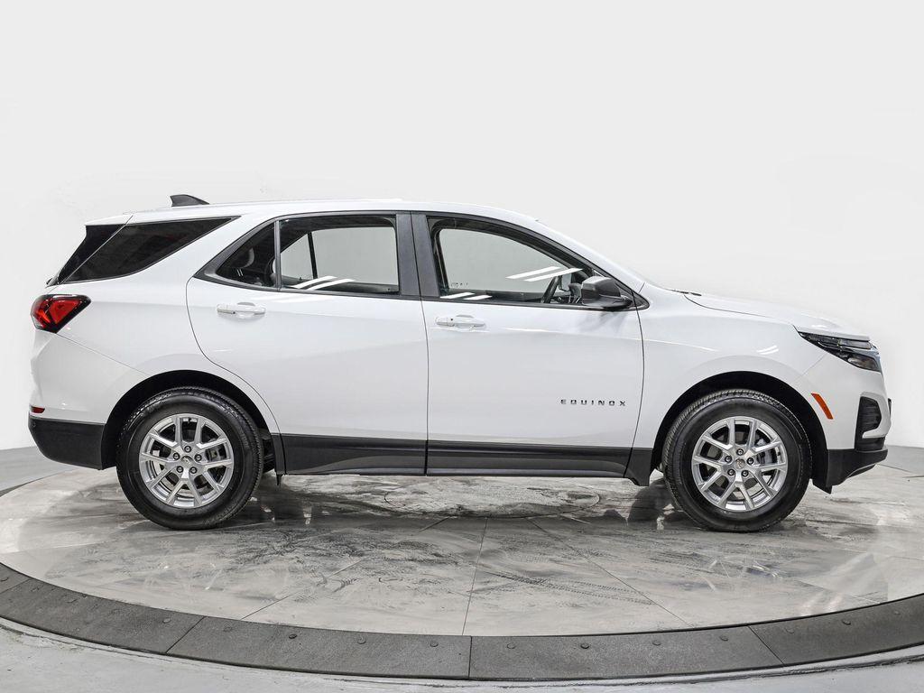 used 2023 Chevrolet Equinox car, priced at $18,990