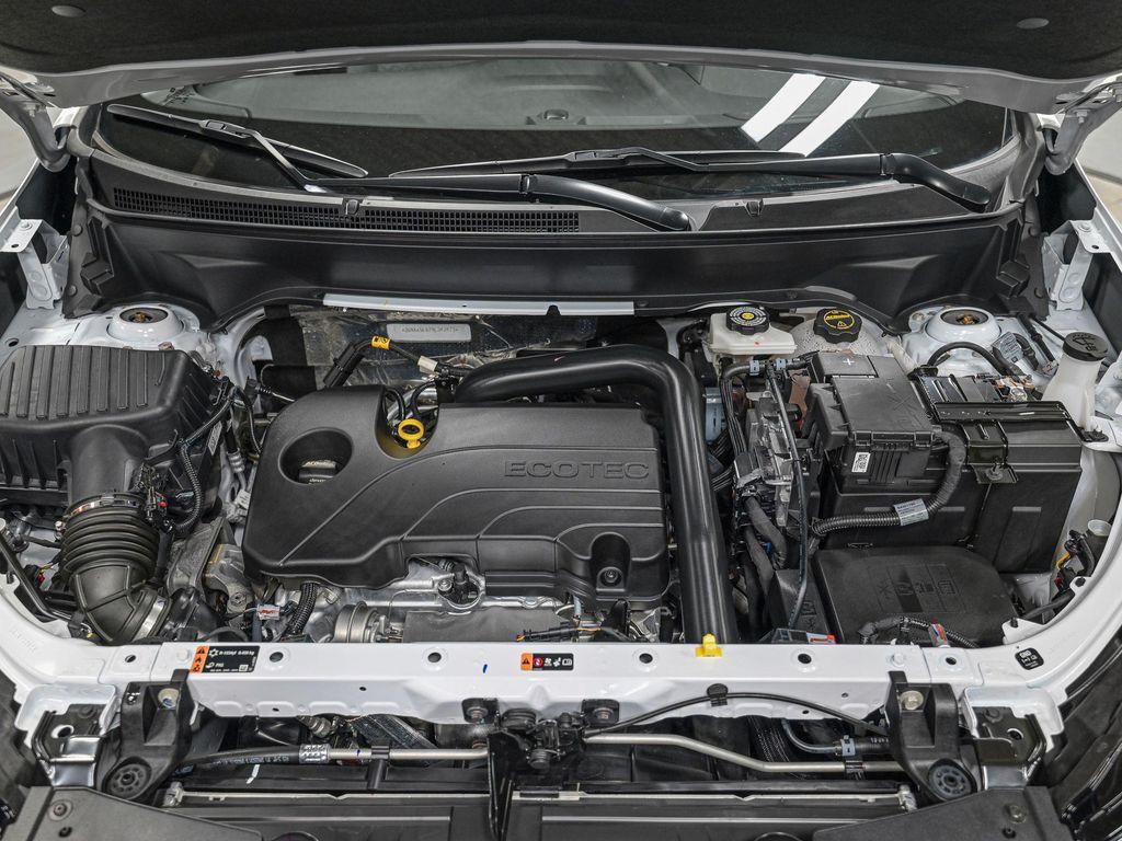 used 2023 Chevrolet Equinox car, priced at $18,990