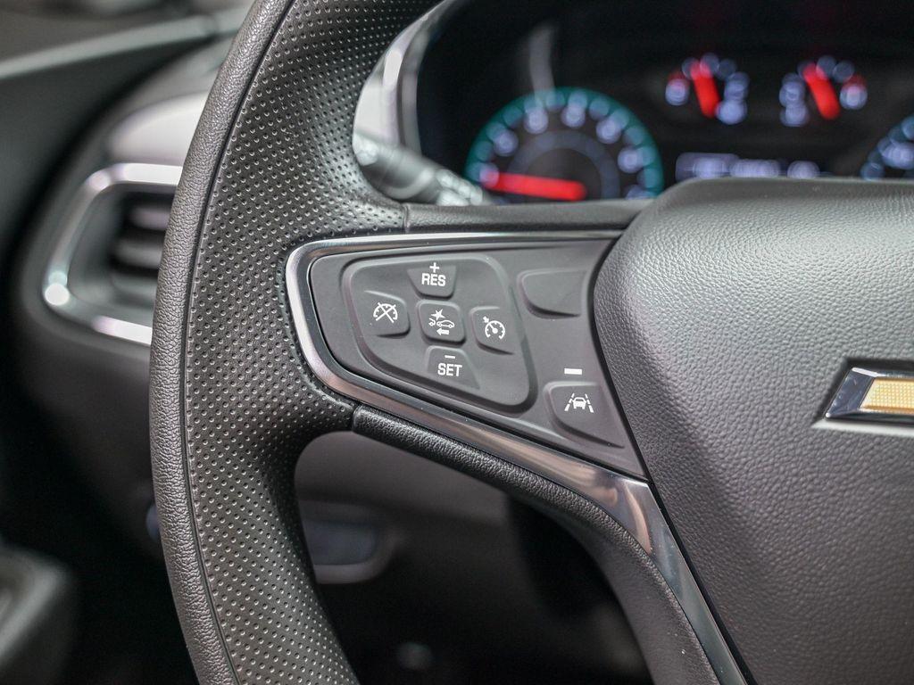 used 2023 Chevrolet Equinox car, priced at $18,990