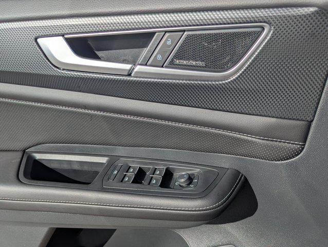 new 2026 Volkswagen Atlas Cross Sport car, priced at $55,886