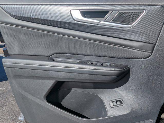 used 2024 Volkswagen Atlas Cross Sport car, priced at $36,495