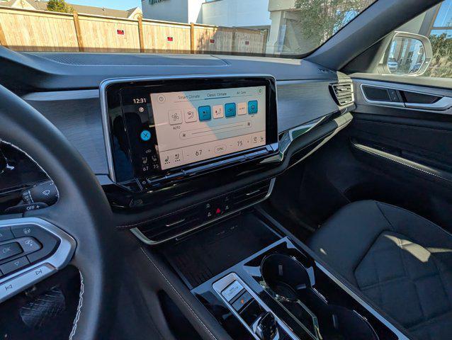 new 2026 Volkswagen Atlas Cross Sport car, priced at $46,544