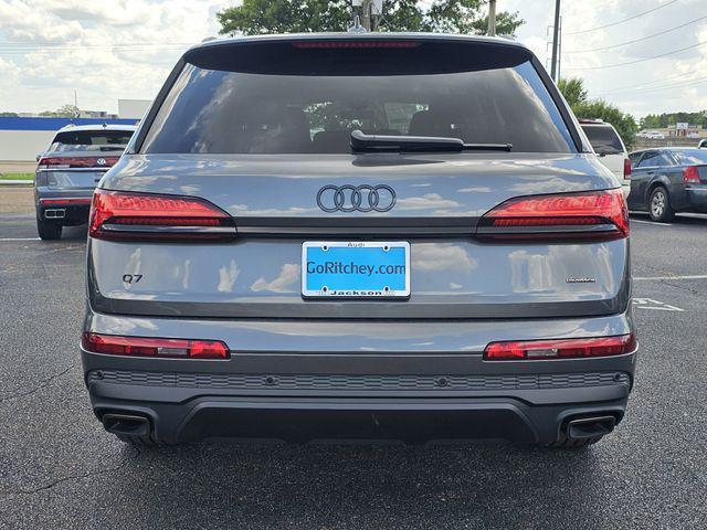new 2025 Audi Q7 car, priced at $78,145