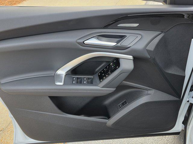 new 2025 Audi Q5 car, priced at $58,350