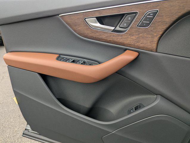 new 2026 Audi Q7 car, priced at $70,295