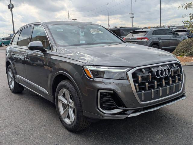 new 2026 Audi Q7 car, priced at $70,295