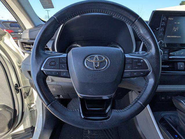 used 2020 Toyota Highlander car, priced at $23,995