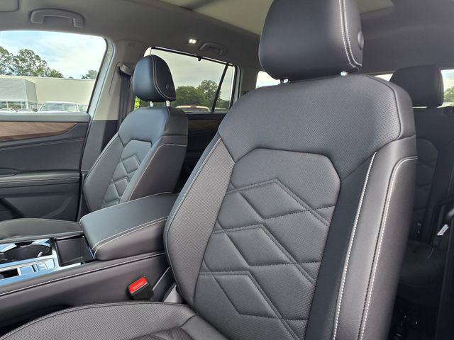 new 2026 Volkswagen Atlas car, priced at $46,708