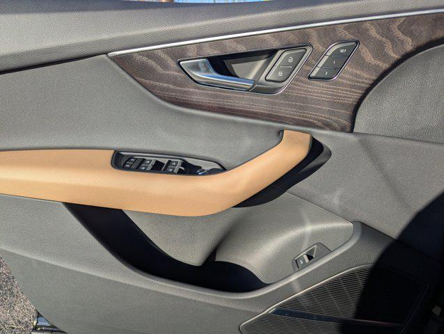 new 2026 Audi Q7 car, priced at $67,295