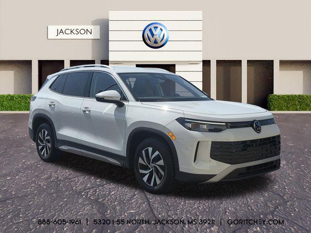 used 2025 Volkswagen Tiguan car, priced at $27,990