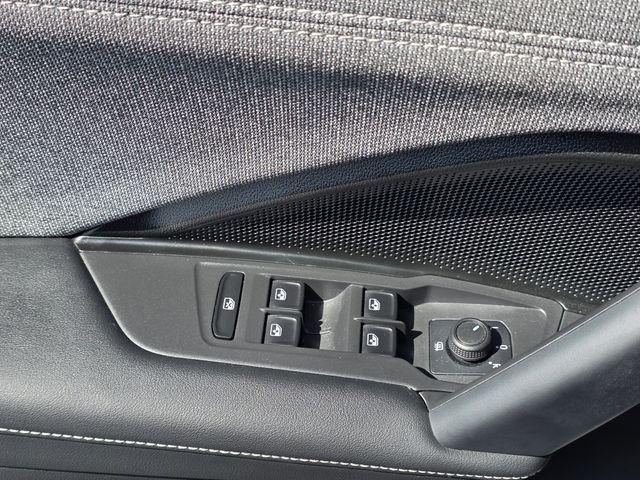 used 2025 Volkswagen Tiguan car, priced at $27,990