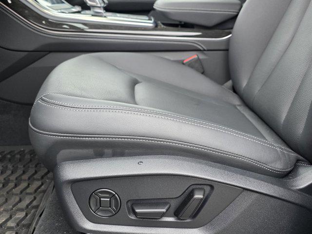 used 2025 Audi Q7 car, priced at $59,048