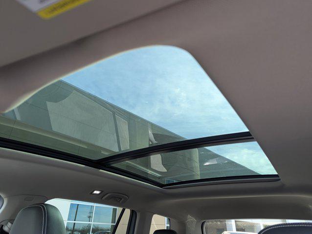 new 2026 Volkswagen Atlas car, priced at $47,726