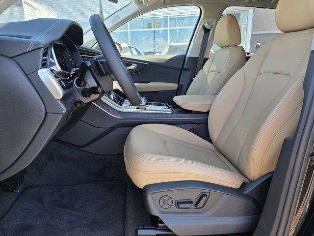 new 2025 Audi Q7 car, priced at $71,205