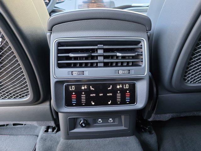 new 2026 Audi Q7 car, priced at $85,590