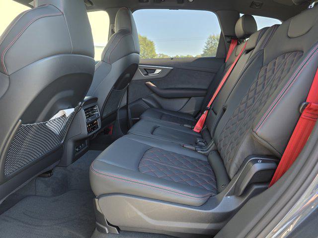 new 2026 Audi Q7 car, priced at $85,590