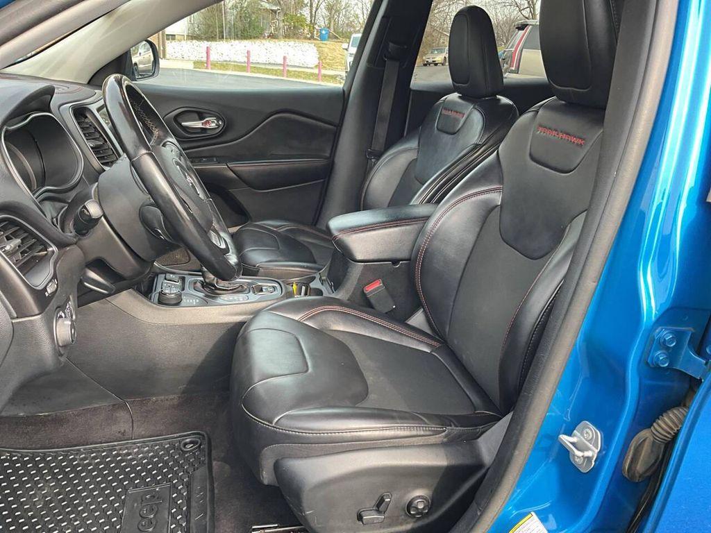 used 2019 Jeep Cherokee car, priced at $11,975