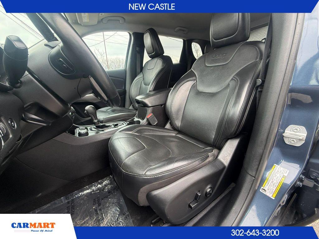 used 2019 Jeep Cherokee car, priced at $13,611