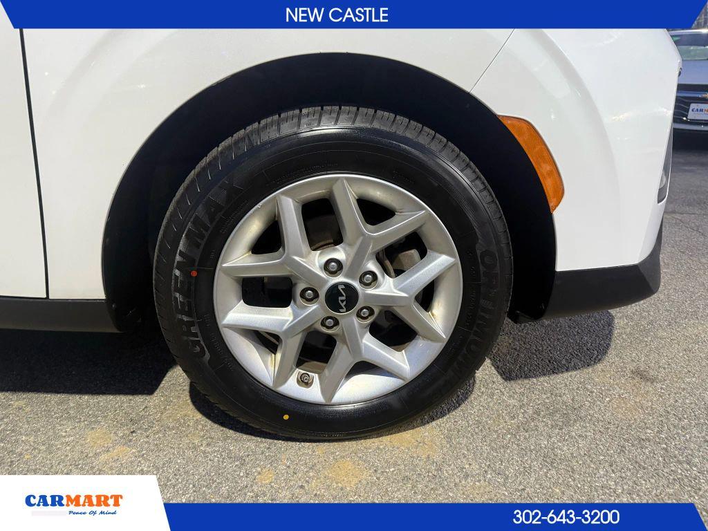 used 2022 Kia Soul car, priced at $11,596