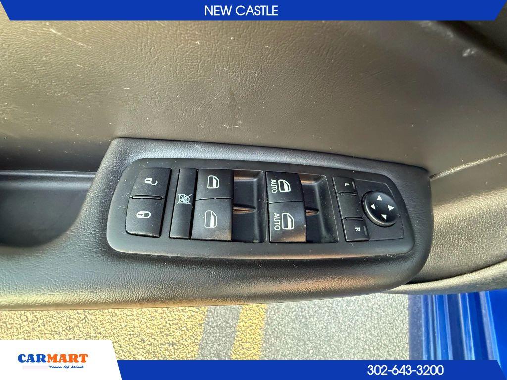 used 2016 Chrysler 200 car, priced at $10,664