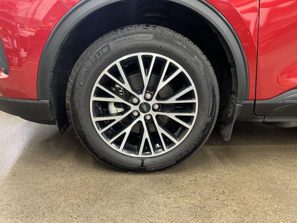 used 2024 Ford Escape PHEV car, priced at $22,157